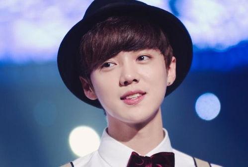 鹿晗的视频,燃情演绎新歌